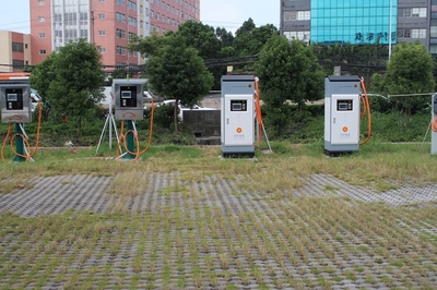 星懷天下 | 廣州白云國際汽車城迎來便捷快充樁，賦能新能源車主